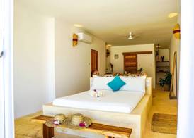 Raffia Boutique Hotel 2
