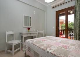 Eleni Apartments 4