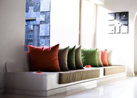 Coco de Mer Hotel and Black Parrot Suites 5