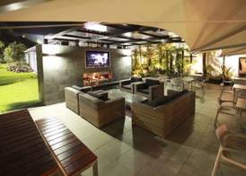 Commodore Airport Hotel 2
