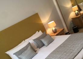 Inverness City Suites 4