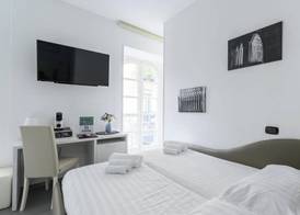 Hotiday Room Collection - Napoli Sant'Arcangelo 3