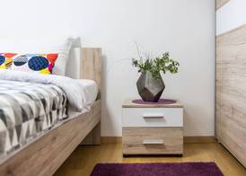 2 Bedroom Apt. in the Business Zone- Free Parking 3