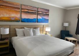 Days Inn by Wyndham Rockdale Texas 4