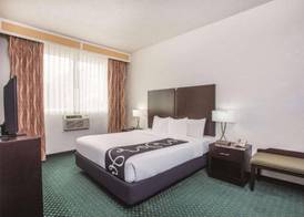 University Inn & Suites Berkeley 4