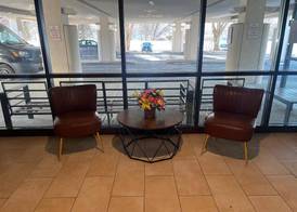 Randolph Hotel Liverpool Syracuse Airport West, Trademark 2