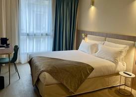 Keystone Hotel & Spa Lyon - Handwritten Collection 2