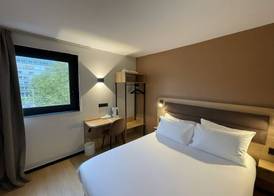 Brit Hotel Confort Rouen Centre 4