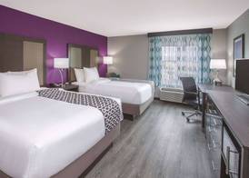 La Quinta by Wyndham Effingham 4