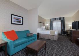 Holiday Inn Express & Suites EUREKA by IHG 3