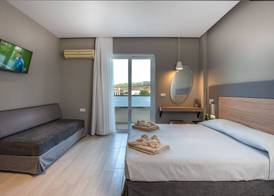Sunday Hotel 5