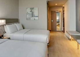 AC Hotel by Marriott St Louis Chesterfield 4