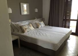Roca Belmonte Apartamentos 4
