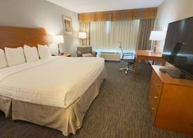 Best Western Plus Chicago Hillside 5