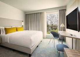 Courtyard by Marriott Paris Charles de Gaulle Central Airport 5