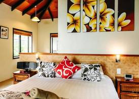 Muri Beach Resort 4
