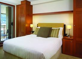 Pan Pacific Whistler Village Centre 4