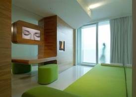 i-Suite Hotel 5