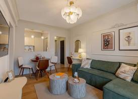 Maison Elysee - An Elegant Apartment in Piata Romana 3