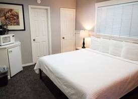 Coronado Island Inn 3
