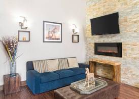 Comfort Suites Odessa near University 5