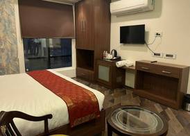 THE TRIUMPH Hotel 4