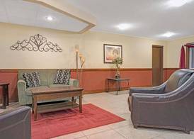 Super 8 by Wyndham Monticello 2