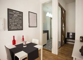 Cool Lisbon Apartment 5