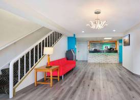 Quality Inn Huron 5