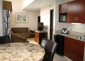 Holiday Inn Express GROVE CITY (OUTLET CENTER) by IHG 5