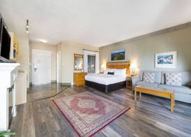 Sidney Waterfront Inn & Suites 2