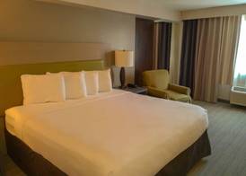 Country Inn & Suites by Radisson, Portland International Airport, OR 5