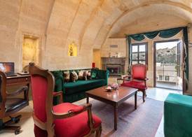 Elysion Cave Suites 3