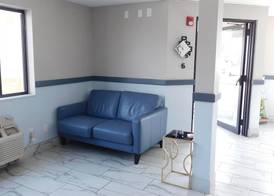 Days Inn by Wyndham Effingham 5