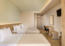 Makris Luxury Rooms 3