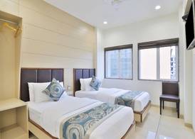 HOTEL SURAT 3