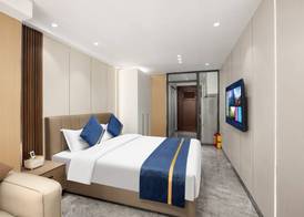 Weekend International Apartment 3