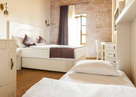 Orchis Hotel 5