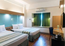 Microtel by Wyndham South Forbes near Nuvali 4