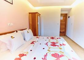 Helena Home - Kribi 5