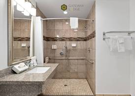 Gateway Lodge 4