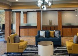 Comfort Inn & Suites Akron South 2