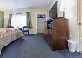 Acadia Pines Motel 5