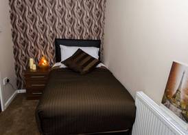 Trivelles Eccles 3