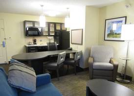 Candlewood Suites ORLANDO NORTH - LAKE MARY by IHG 2