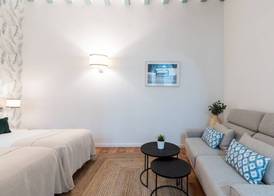 Numa Seville Alegre 4