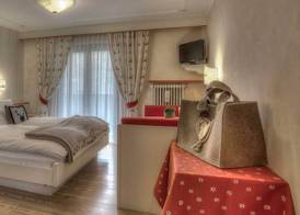 Hotel Luianta 5