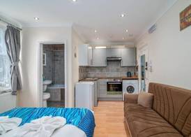 Camden Apartments 4