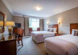 Court Yard Hotel 5