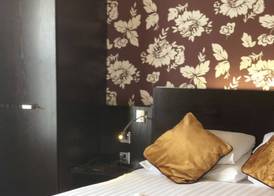 The BlueBell Hotel 3